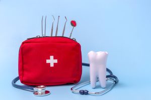 an emergency dental kit for home